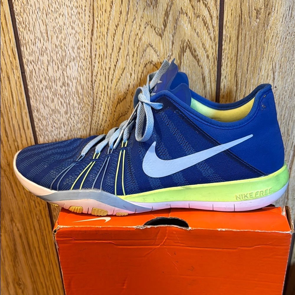 Nike Blue and White Athletic Shoes with Streamlined Design